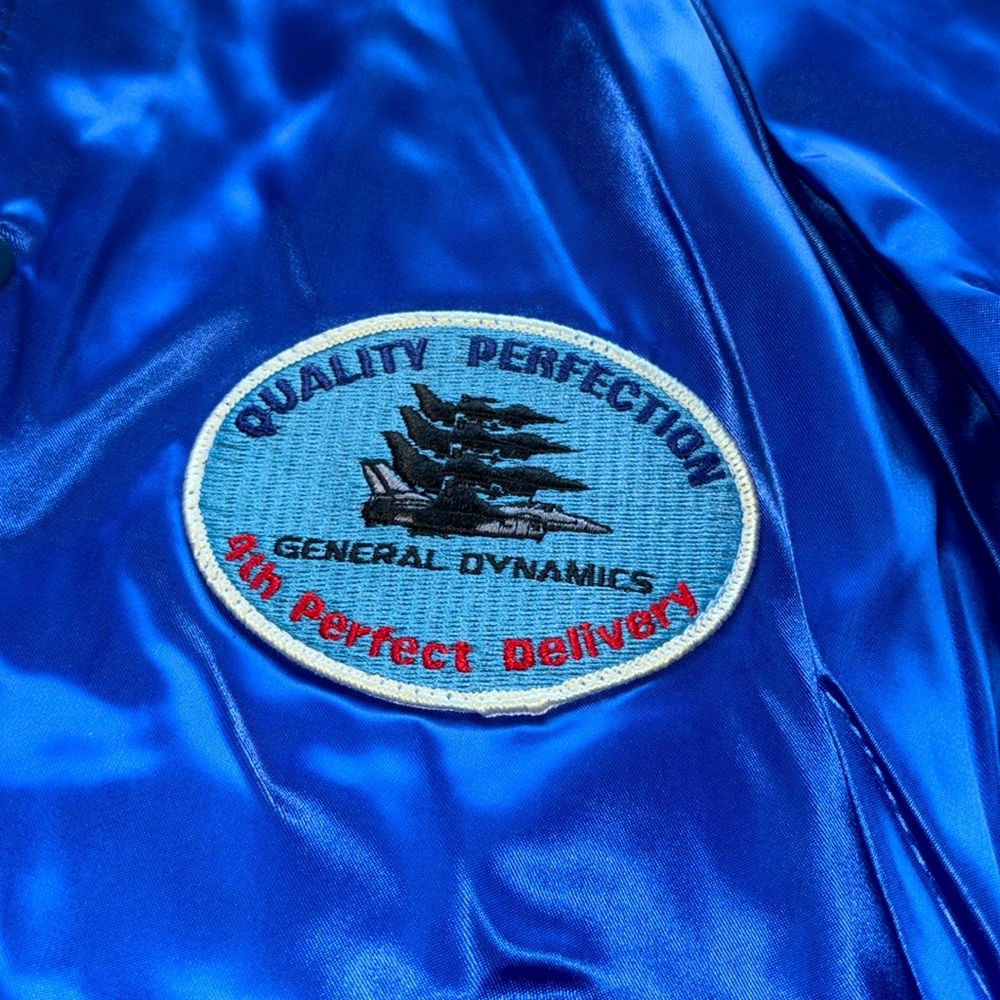 💎RARE💎True Vintage General Dynamics Varsity Satin Jacket, Size Large - Picture 4 of 9
